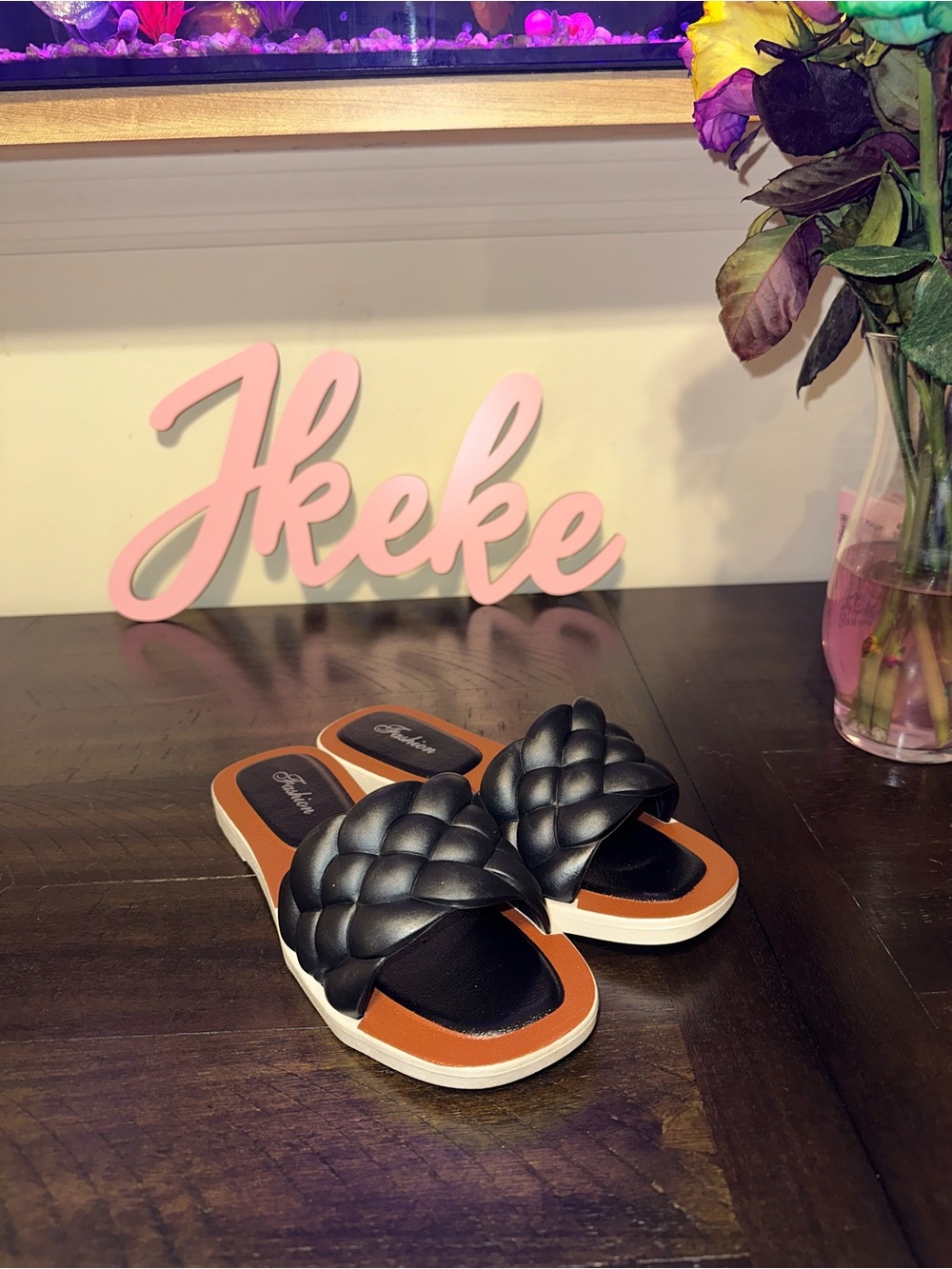 Women’s Flexible Black Woven Slide Sandals - Fashion size 6, 7